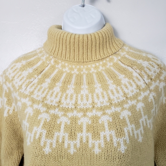 Tory Burch Sport NWT Women's XS 100% Merino Wool Fair Isle Sweater Jojoba Yellow - Picture 8 of 8